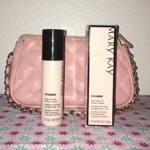 Restore & Recover Night TW Combo/oily Mary Kay